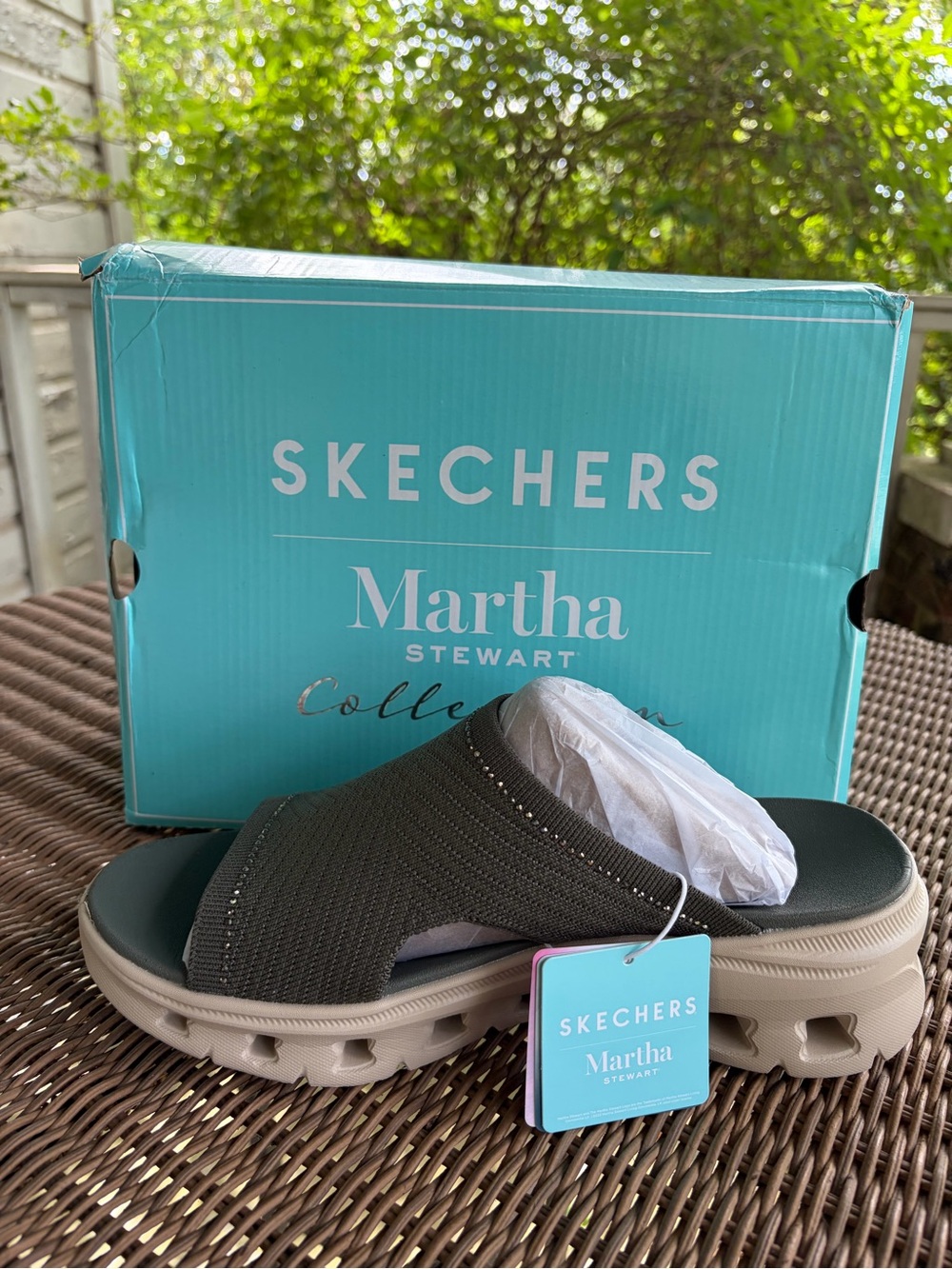 Skechers Olive Knit Glide-Step Platform Sandals - Picture 2 of 11